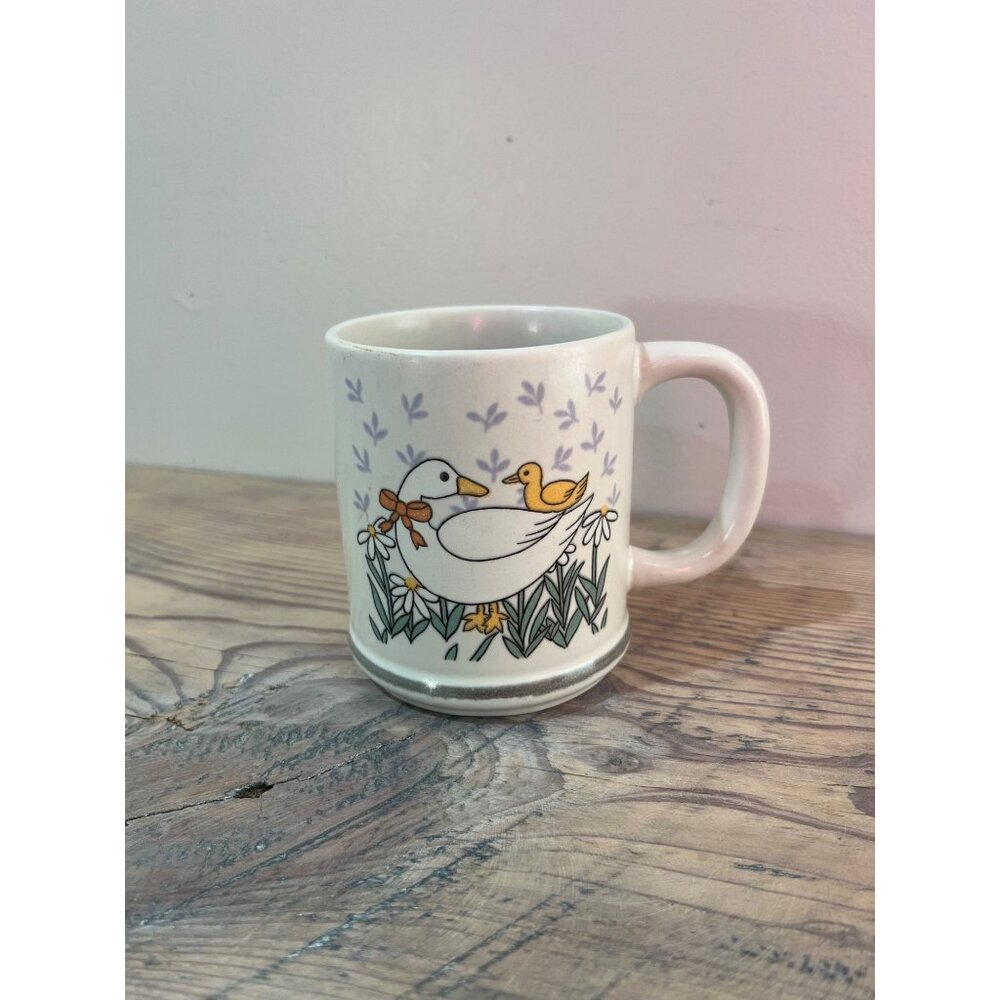 VTG Sunny Duck With Duckling Coffee/Tea Mug Cottage Core Made in Korea